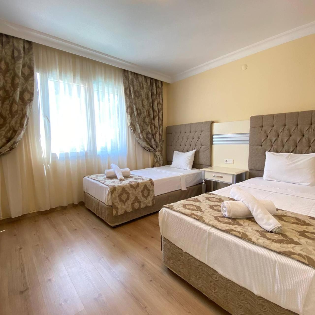 Pine Club Apart Hotel Кушадасы Экстерьер фото